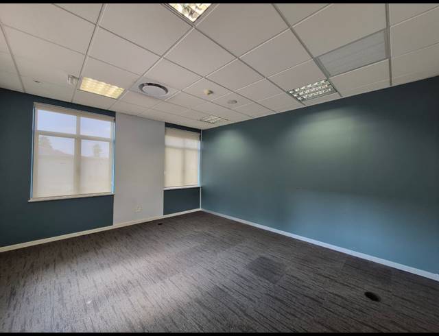 5,021M² OFFICE TO LET IN ILLOVO